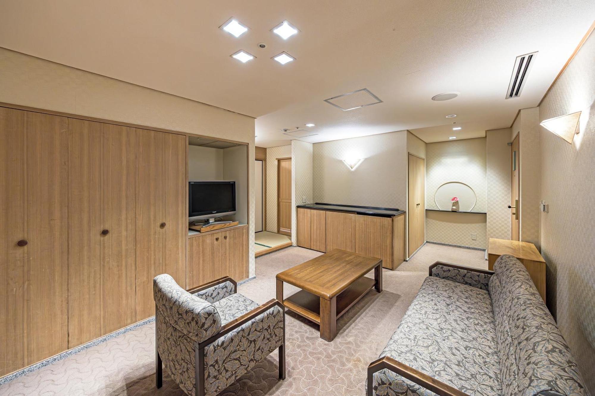 Hotel Okura Tokyo Bay Urayasu Екстер'єр фото
